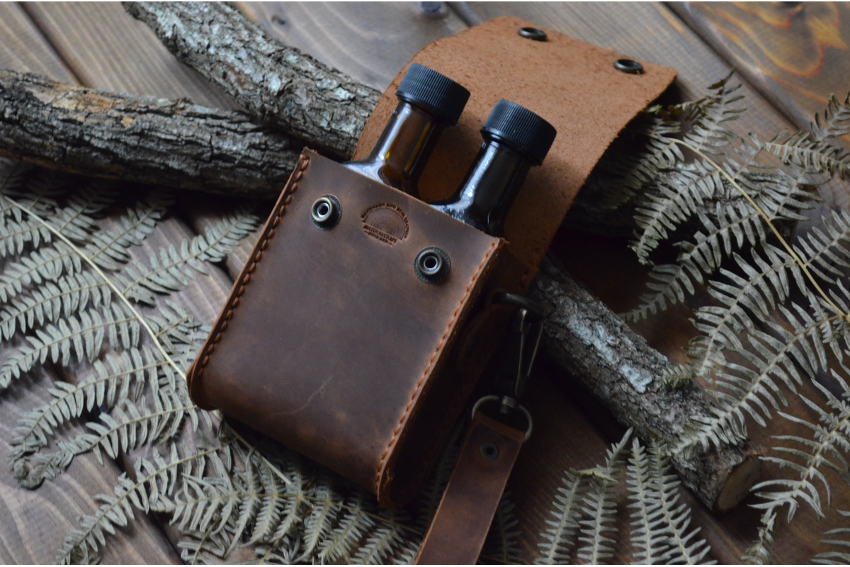 enkidu Leather Oil Flask